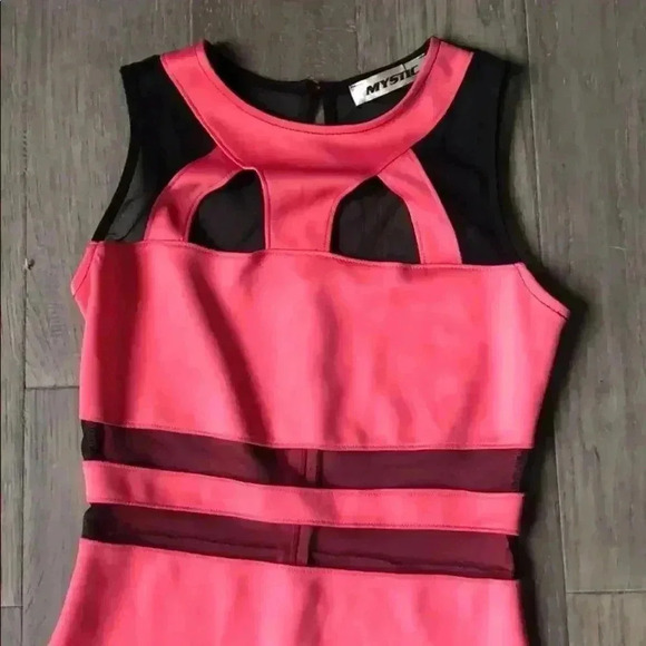 🌼4/$30🌼MYSTIC  | Pink fitted summer dress - Picture 2 of 6